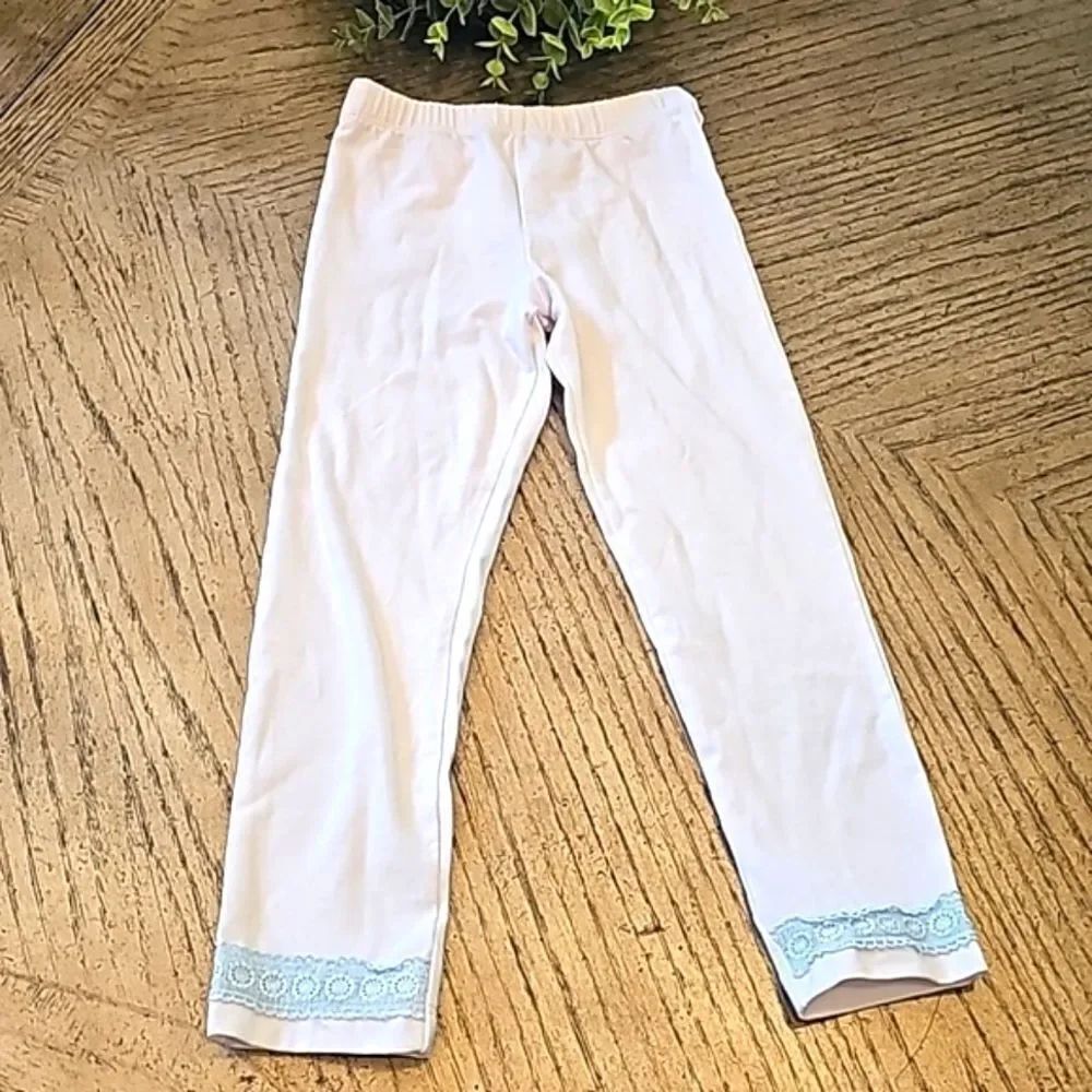 Girls lace trim leggings size 5